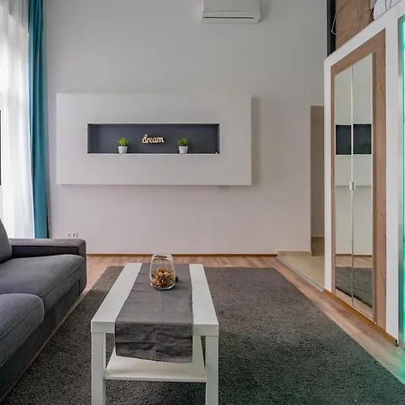 Perfect Chic Downtown Loft - D1 Apartament